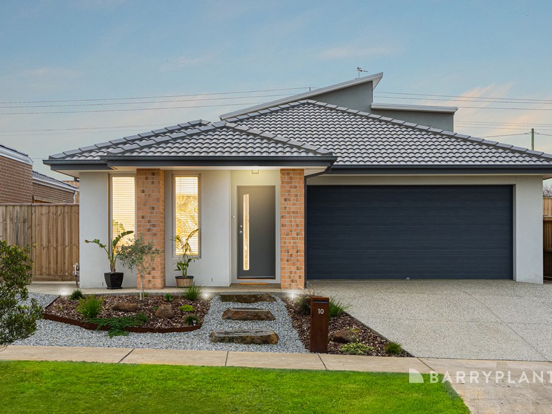 10 Banrock Court, Waurn Ponds, VIC 3216 - Image - 01/07/2026