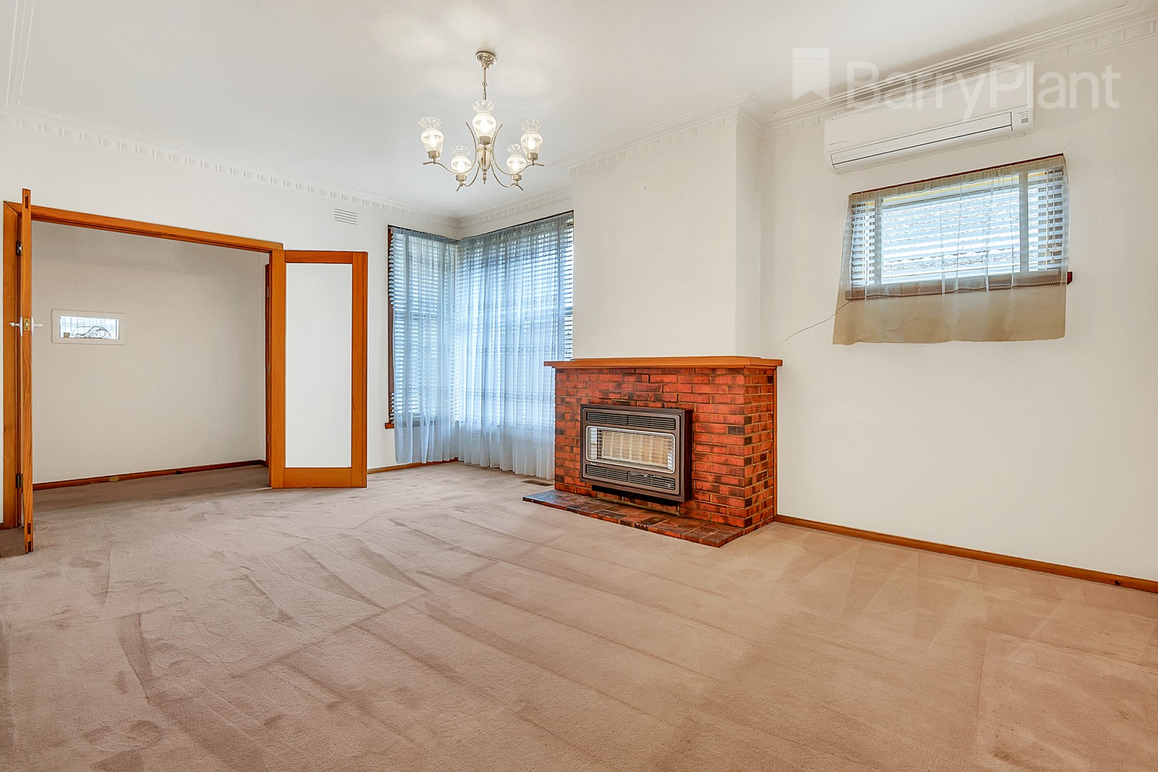 10 Barton Street, Reservoir, VIC 3073, Reservoir - Thumbnail 2