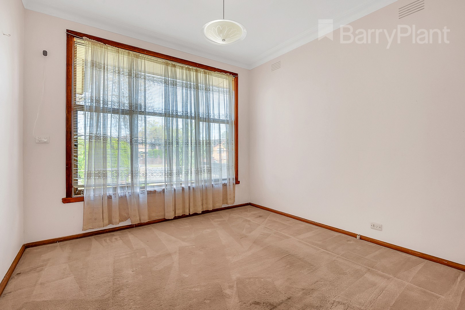 10 Barton Street, Reservoir, VIC 3073, Reservoir - Thumbnail 5