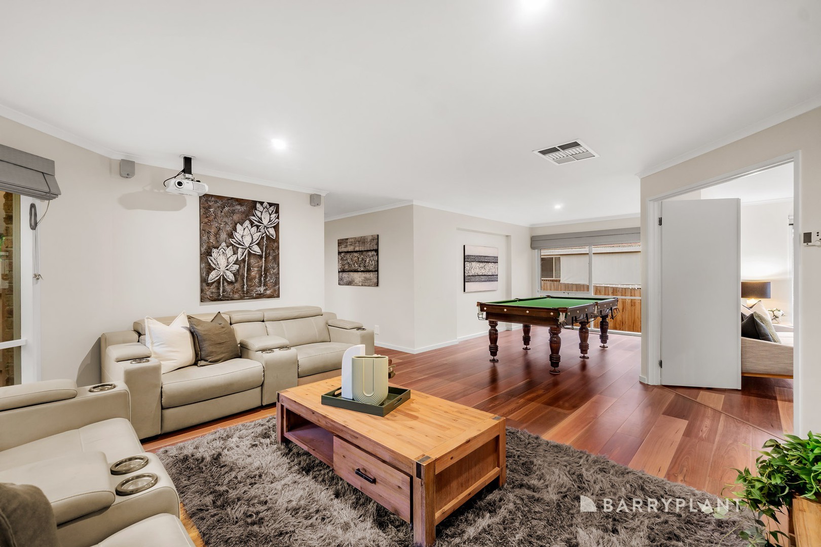 10 Bateman Street, Wantirna, VIC 3152 - Thumbnail 2 - 23/10/2023