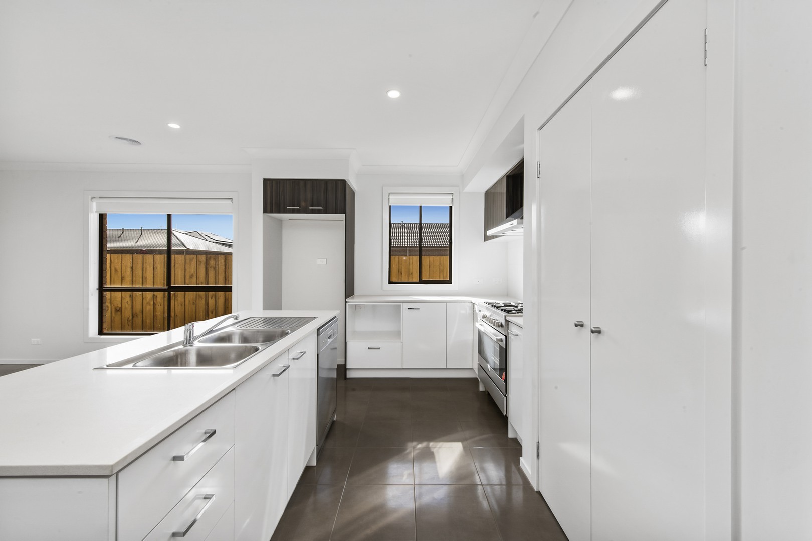 10 Beaumont Street, Aintree, VIC 3336, Aintree - Thumbnail 4