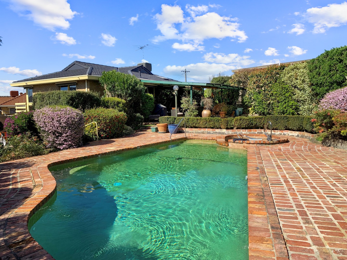 10 Bedford Court, Heidelberg, VIC 3084, Heidelberg - Thumbnail 2