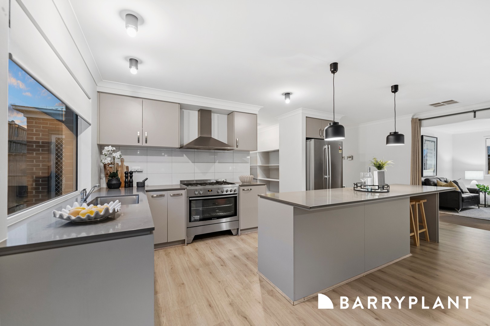 10 Bella Vista Crescent, Pakenham, VIC 3810, Pakenham - Thumbnail 4