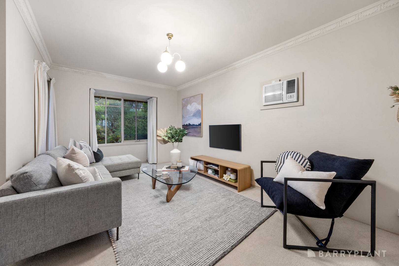 10 Bellevue Road, Eltham, VIC 3095 - Thumbnail 2 - 16/09/2026