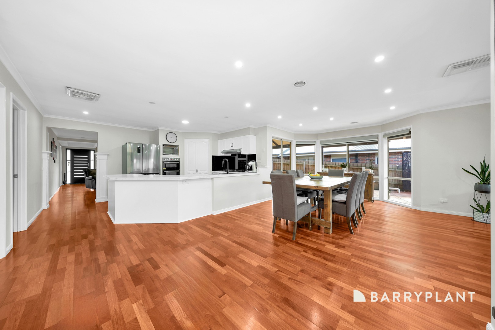 10 Bellows Street, South Morang, VIC 3752, South Morang - Thumbnail 2