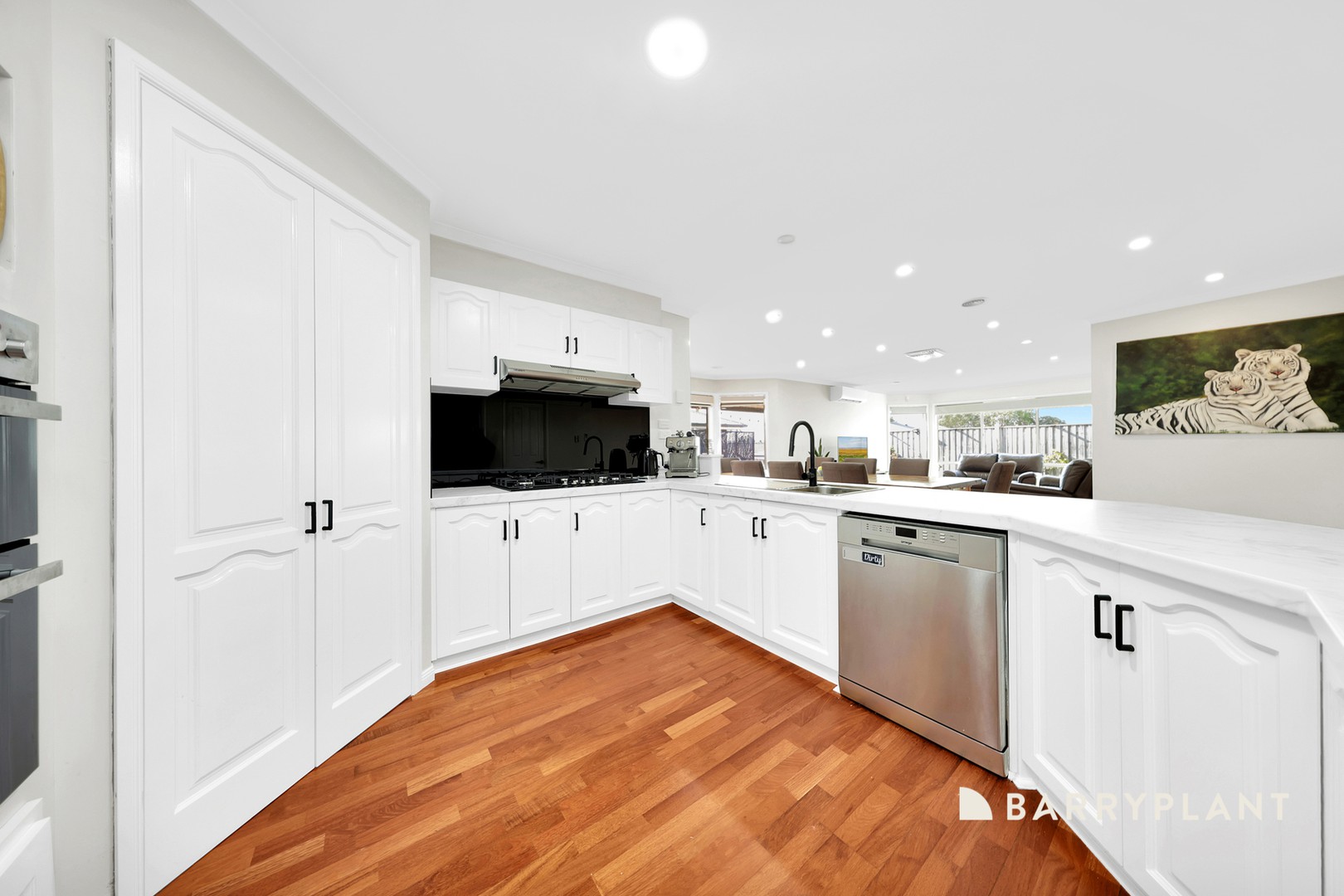 10 Bellows Street, South Morang, VIC 3752, South Morang - Thumbnail 4