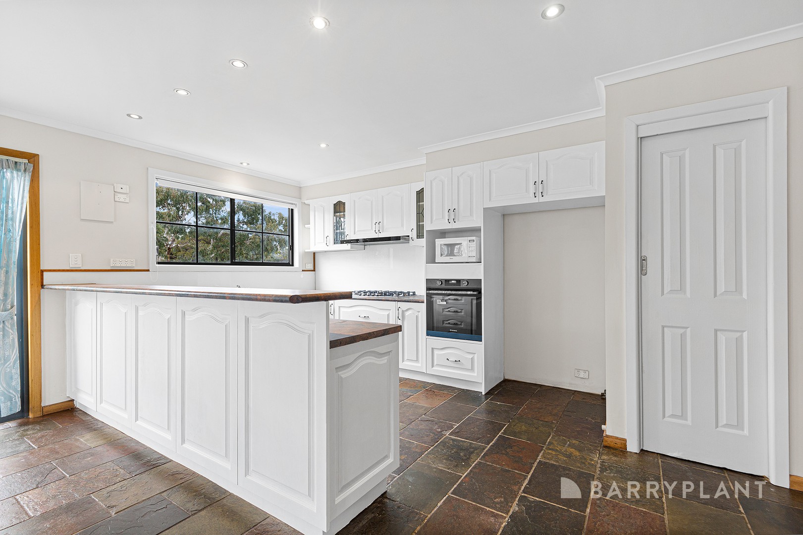 10 Beulah Street, Broadmeadows, VIC 3047, Broadmeadows - Thumbnail 5