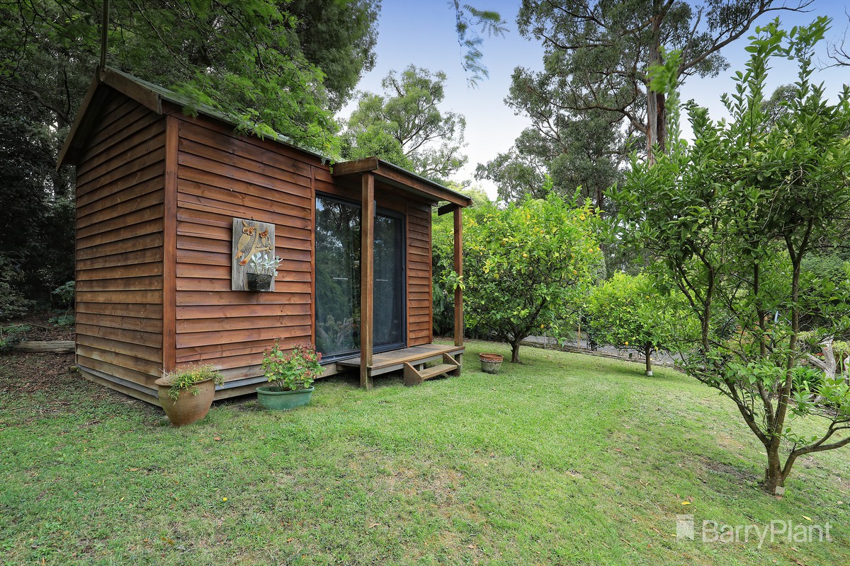 10 Bilocla Avenue, Cockatoo, VIC 3781, Cockatoo - Thumbnail 4