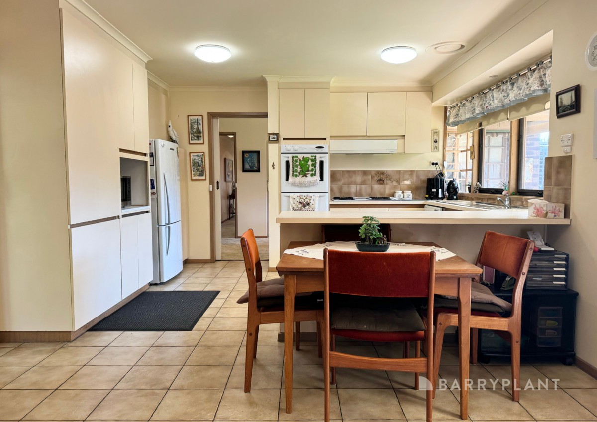 10 Birkley Court, Rosebud, VIC 3939, Rosebud - Thumbnail 4