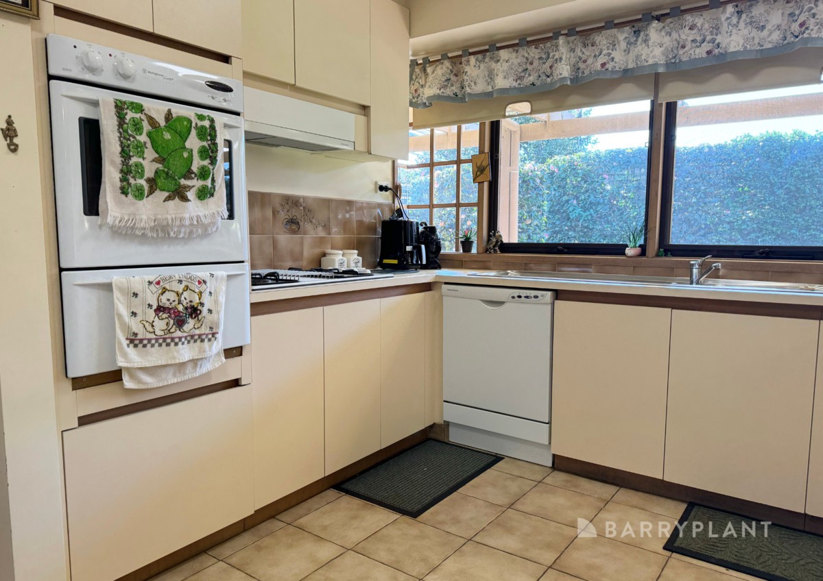 10 Birkley Court, Rosebud, VIC 3939, Rosebud - Thumbnail 6