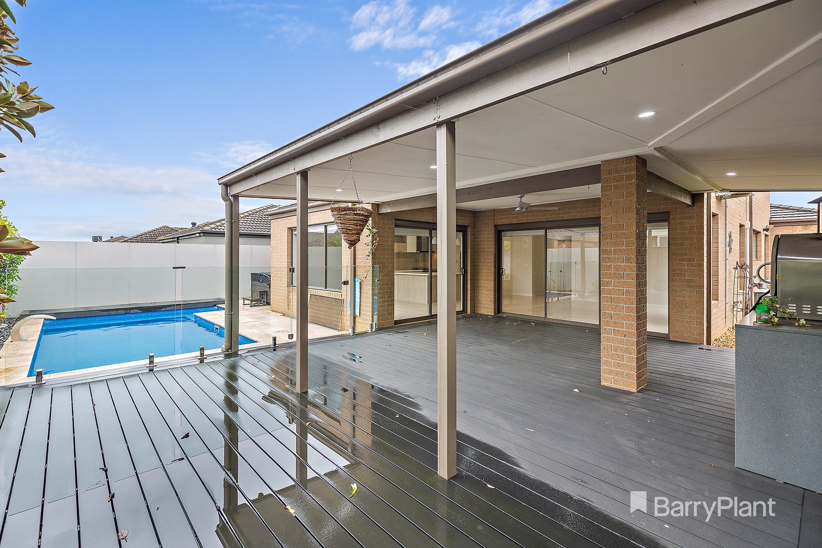 10 Blackforest Way, Clyde North, VIC 3978 - Thumbnail 1 - 25/09/2023