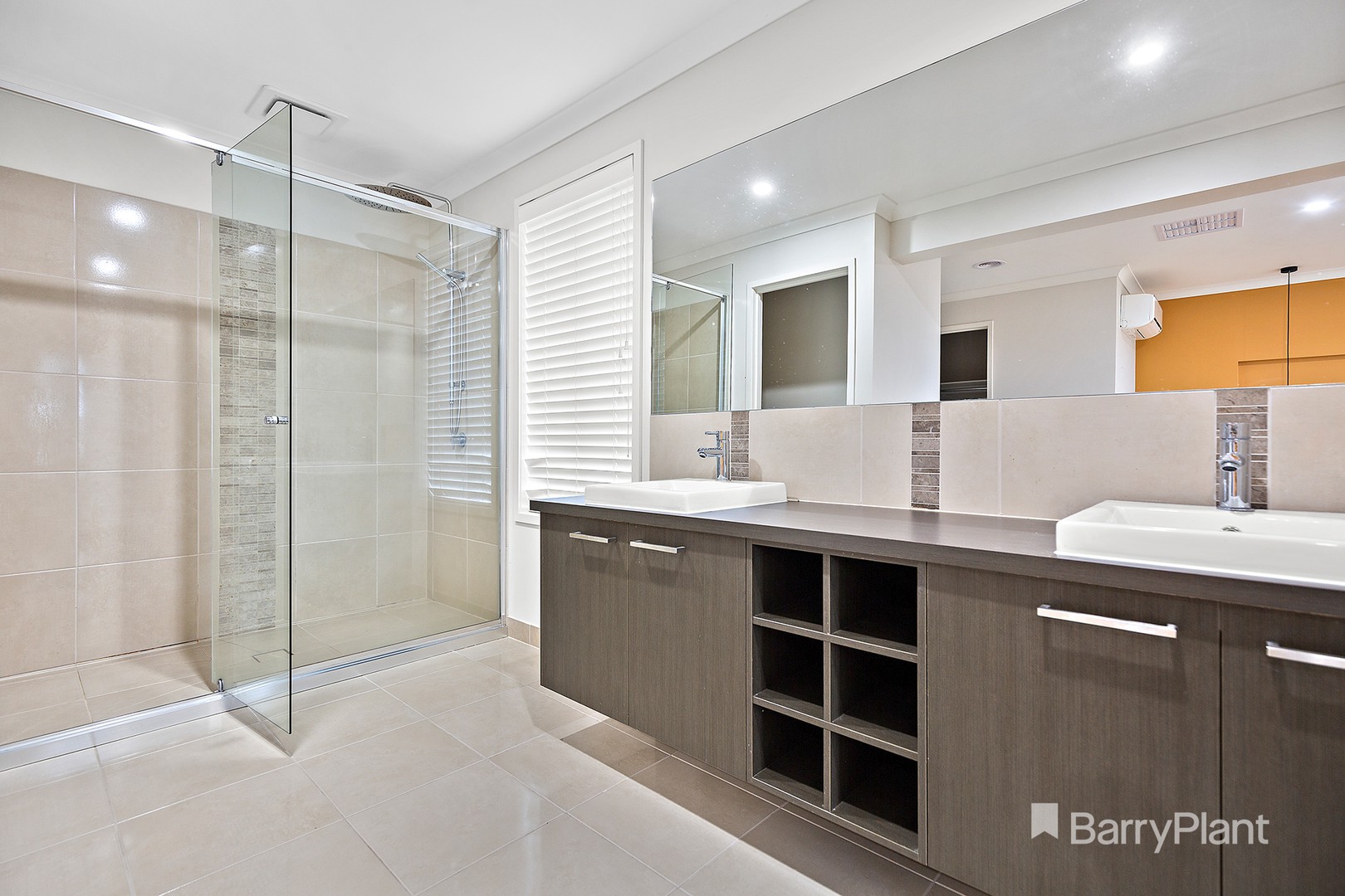 10 Blackforest Way, Clyde North, VIC 3978, Clyde North - Thumbnail 7