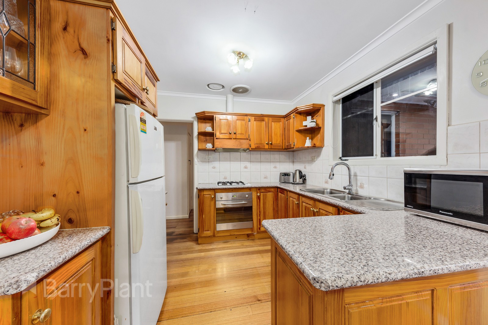 10 Blendon Avenue, St Albans, VIC 3021, St Albans - Thumbnail 4