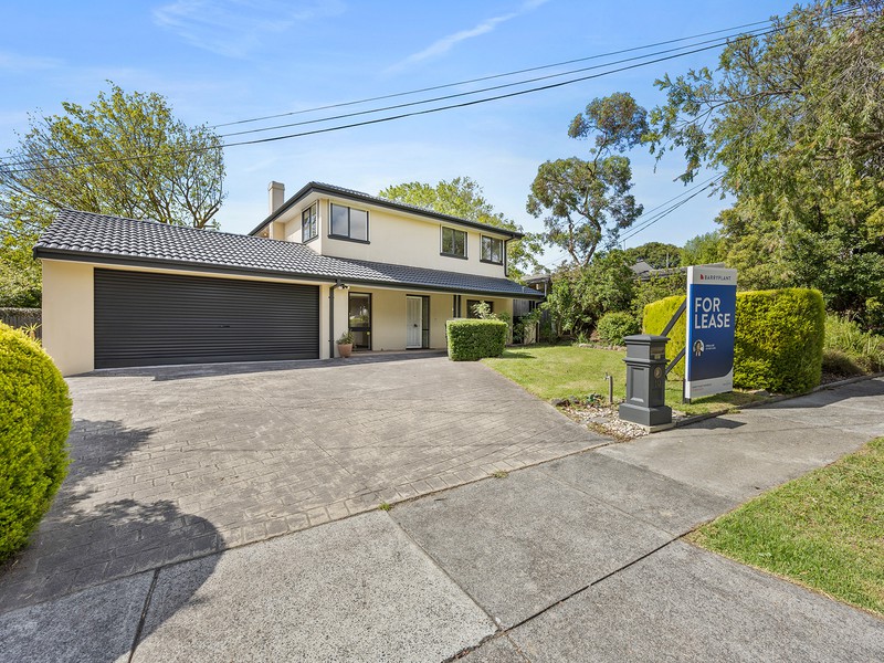 10 Blenheim Avenue, Glen Waverley, VIC 3150 - Image - 03/03/2026