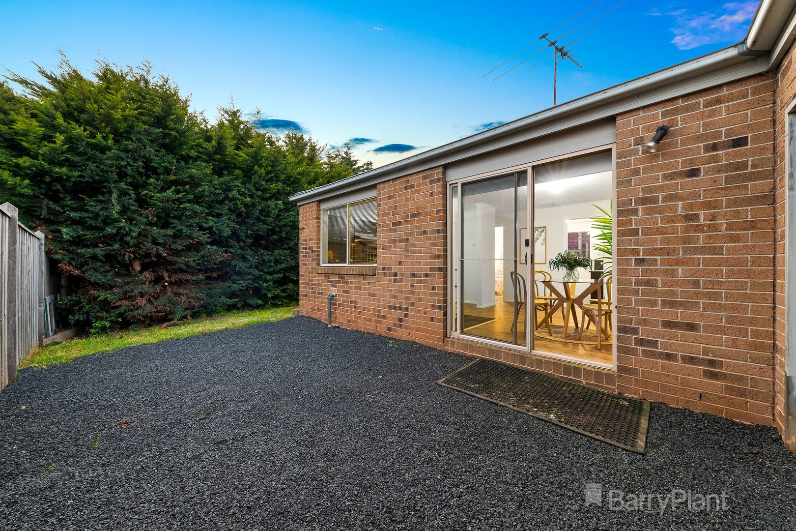 10 Bohemia Crescent, Pakenham, VIC 3810, Pakenham - Thumbnail 5