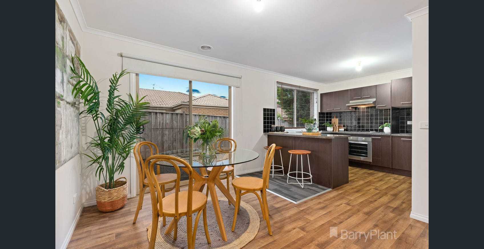 10 Bohemia Crescent, Pakenham, VIC 3810, Pakenham - Thumbnail 3