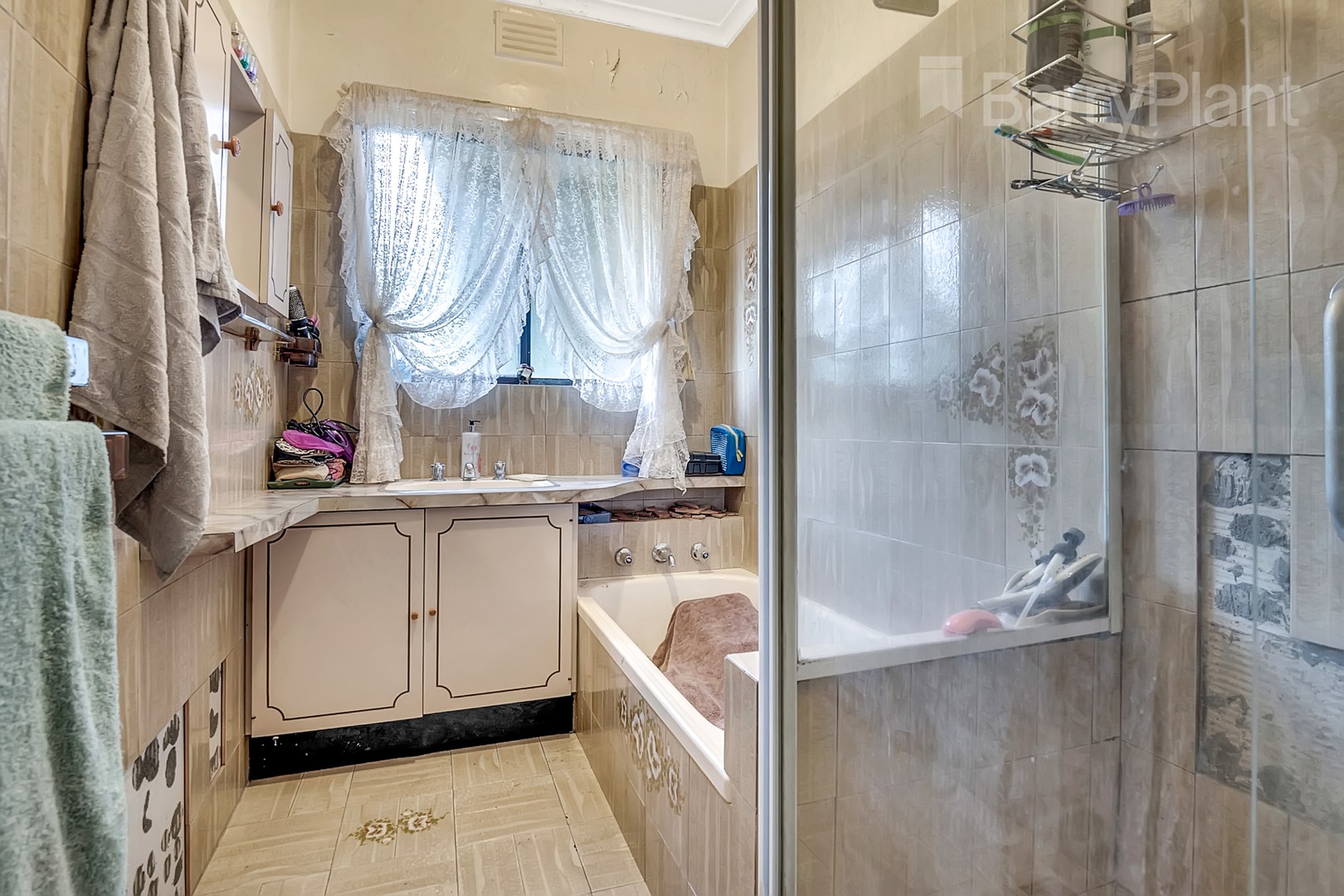 10 Botha Avenue, Reservoir, VIC 3073, Reservoir - Thumbnail 5