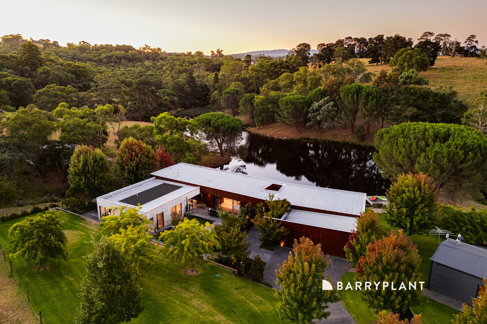 10 Boundary Road, Narre Warren East, VIC 3804, Narre Warren East - Thumbnail 3