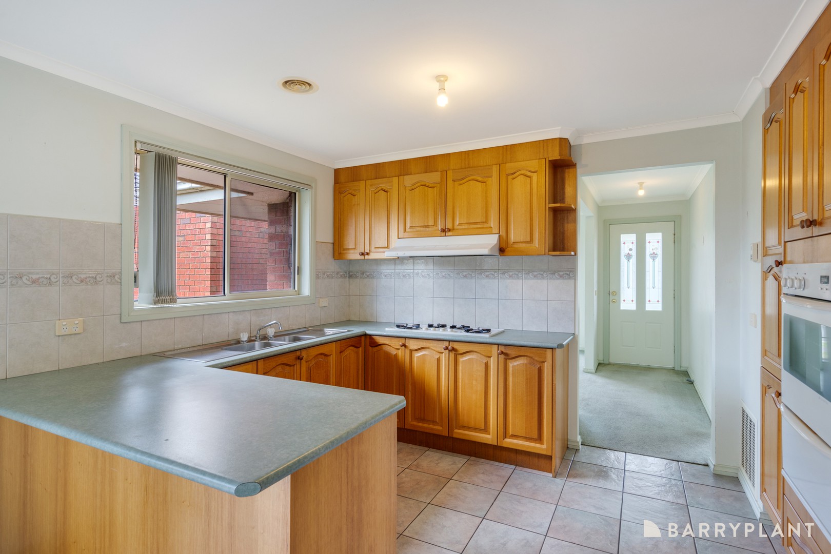 10 Boyd Place, Mill Park, VIC 3082, Mill Park - Thumbnail 3