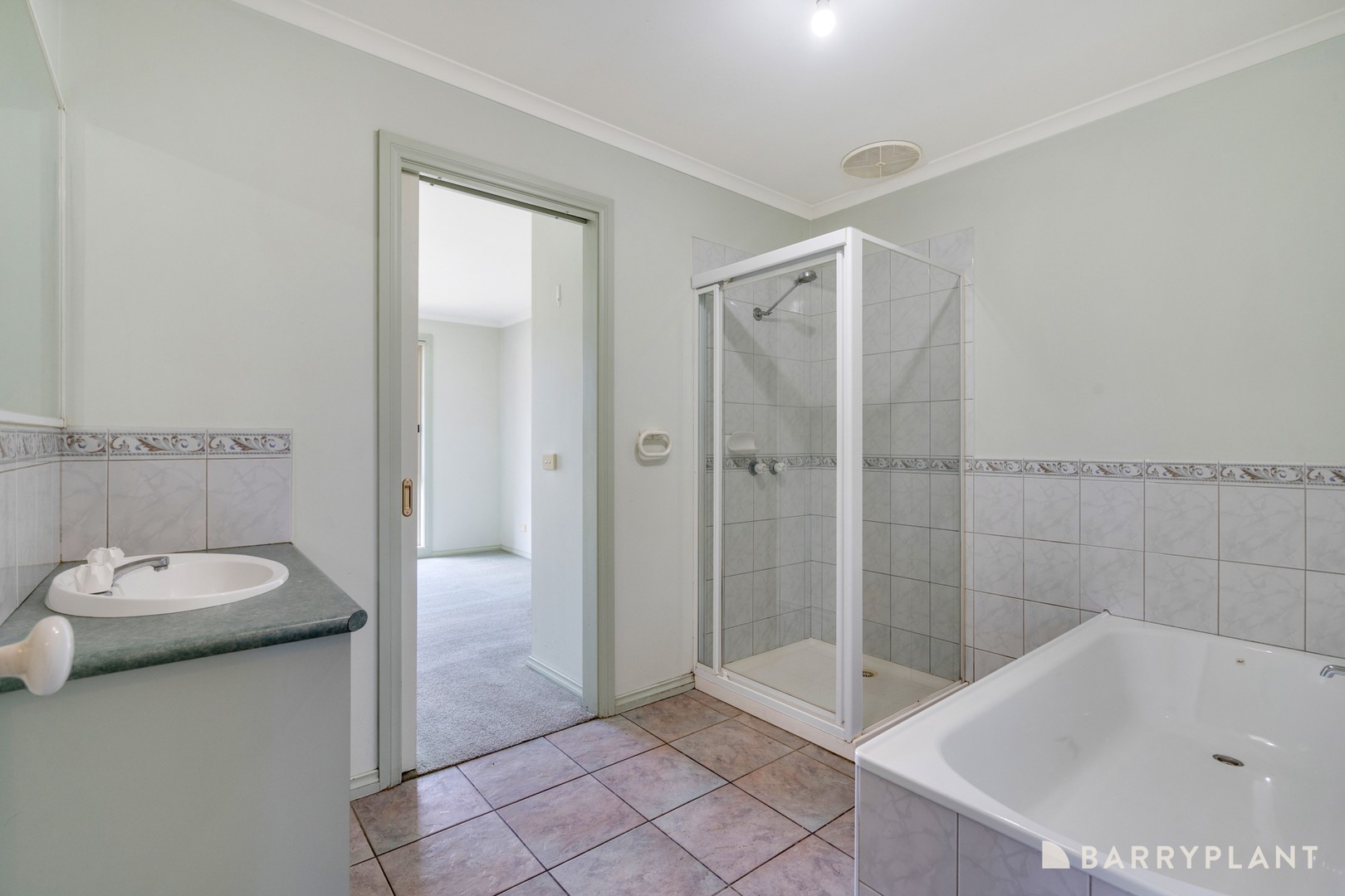 10 Boyd Place, Mill Park, VIC 3082, Mill Park - Thumbnail 8