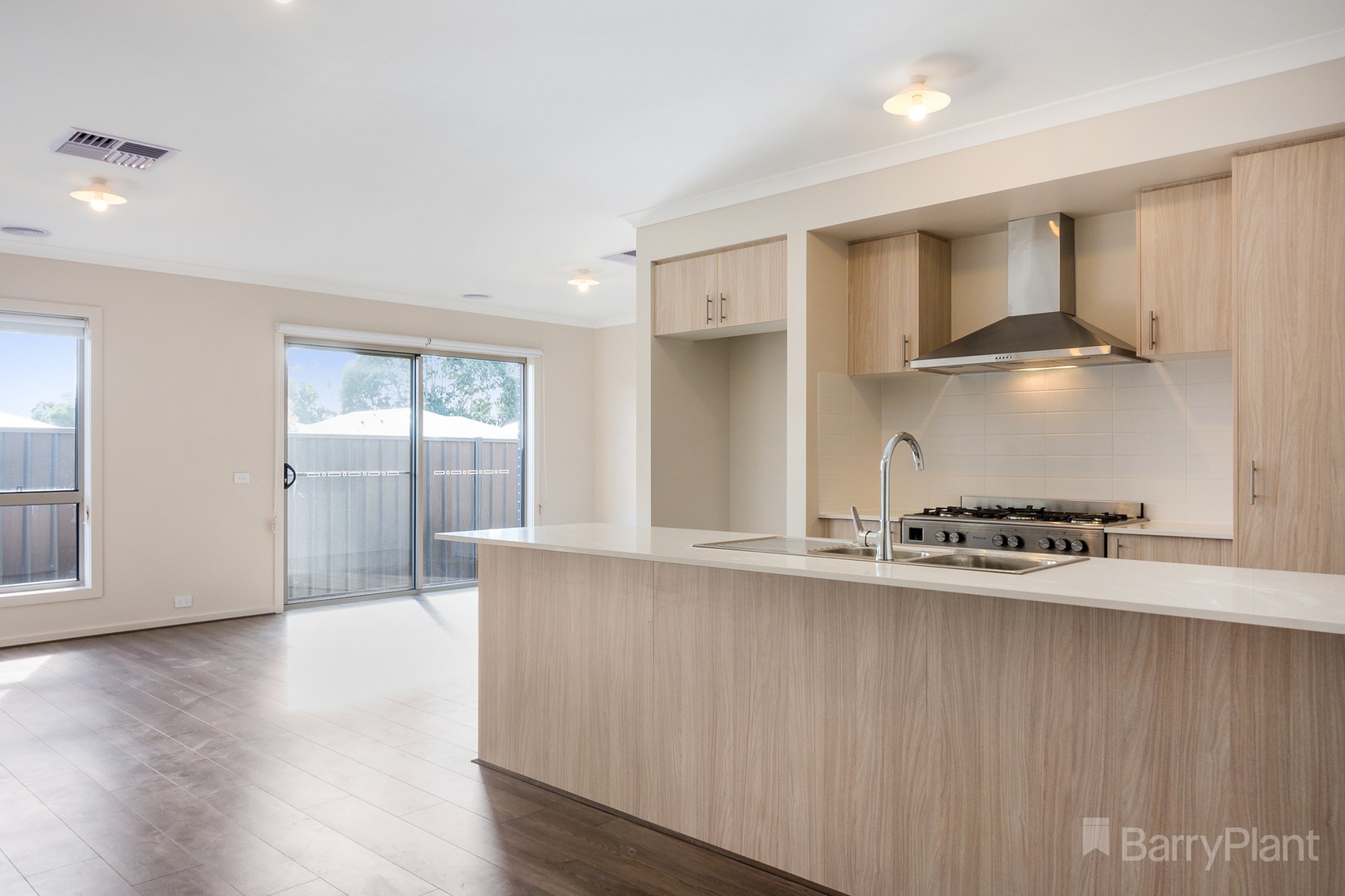 10 Bradfield Loop, Strathfieldsaye, VIC 3551 - Thumbnail 2 - 16/11/2023