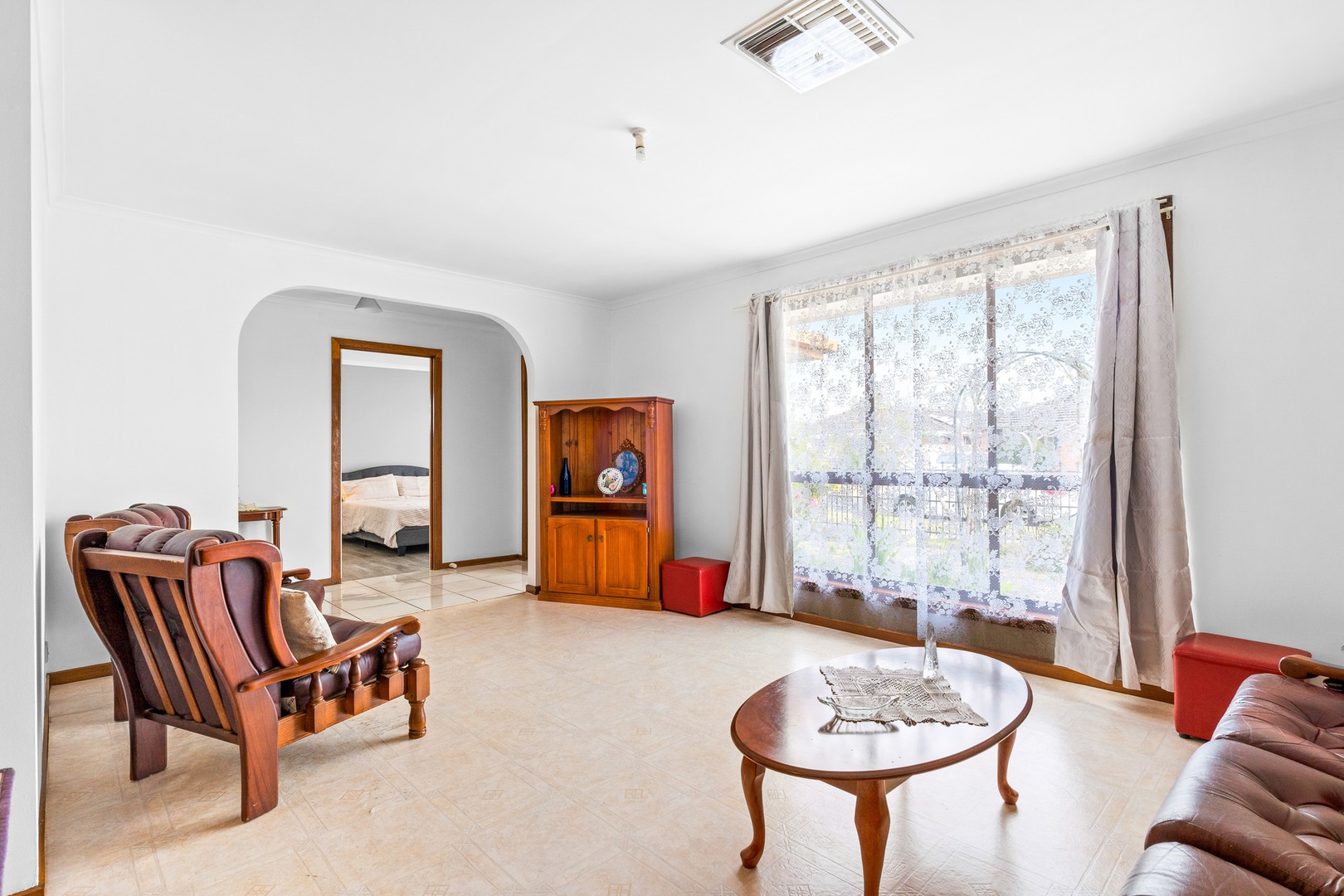 10 Branston Road, St Albans, VIC 3021 - Thumbnail 2 - 24/07/2024