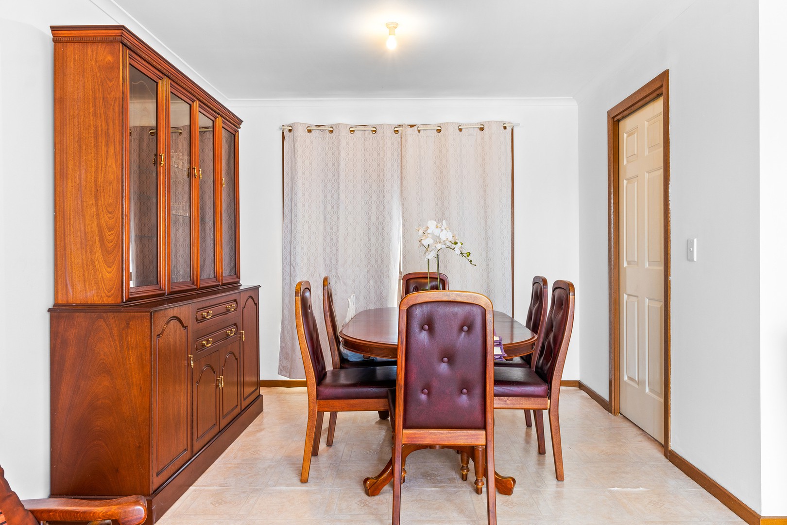 10 Branston Road, St Albans, VIC 3021, St Albans - Thumbnail 4