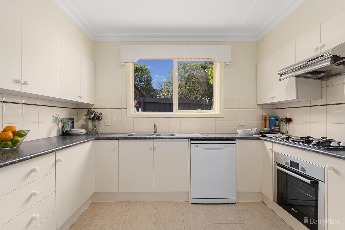 10 Bronte Street, Heidelberg, VIC 3084, Heidelberg - Thumbnail 3