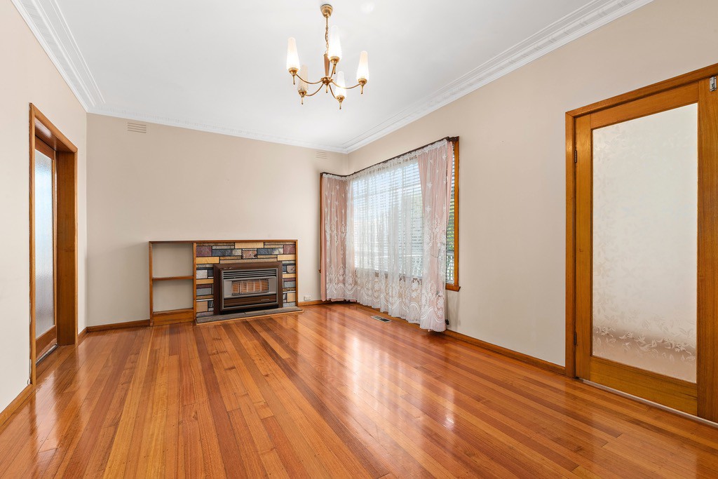10 Bruce  Street, Bulleen, VIC 3105 - Thumbnail 2 - 29/09/2021