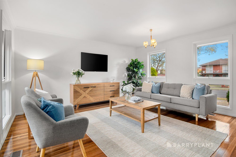 10 Burlington Crescent, Wantirna, VIC 3152 - Thumbnail 2 - 04/04/2025