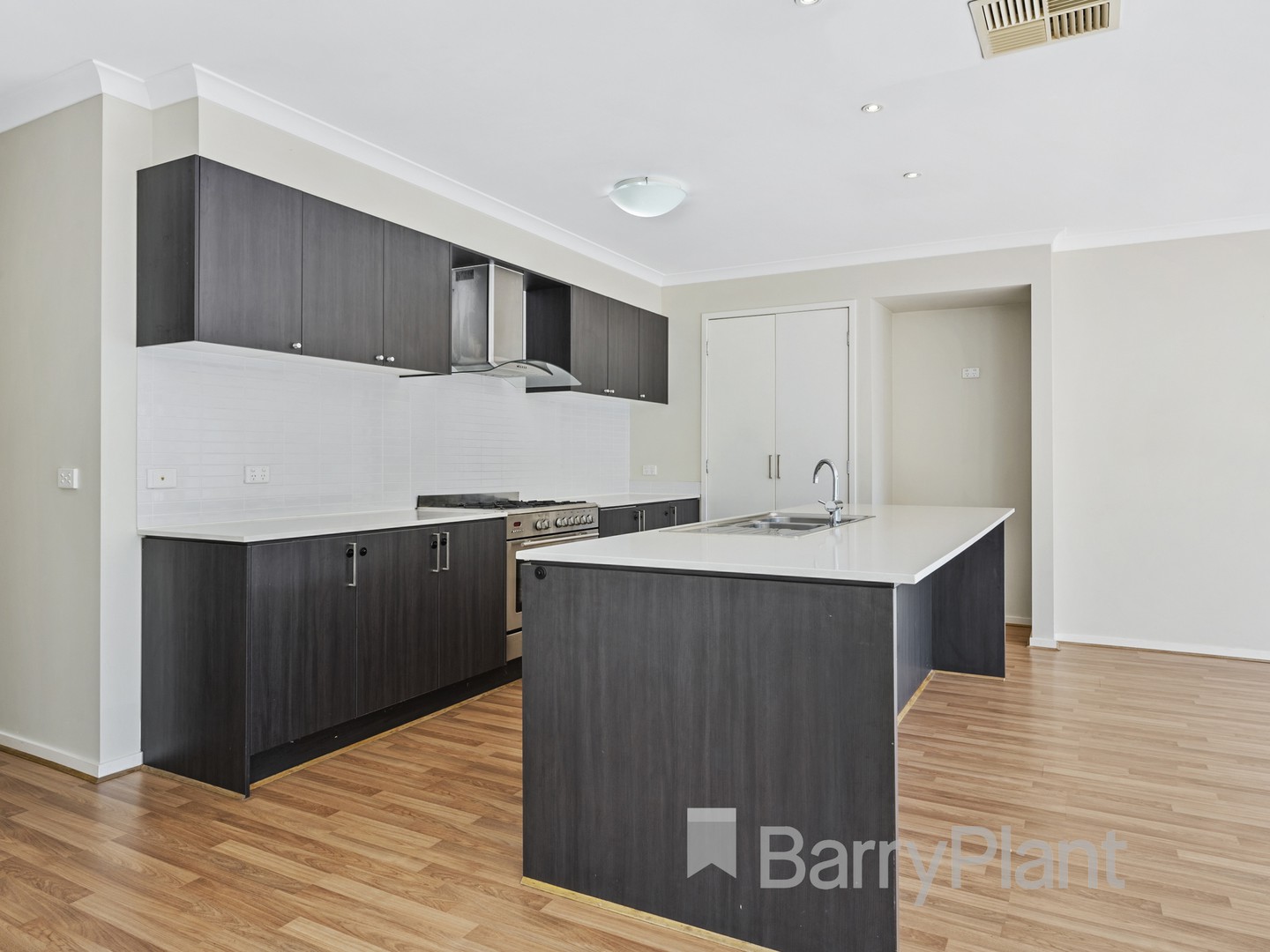 10 Cadell Avenue, Tarneit, VIC 3029, Tarneit - Thumbnail 4