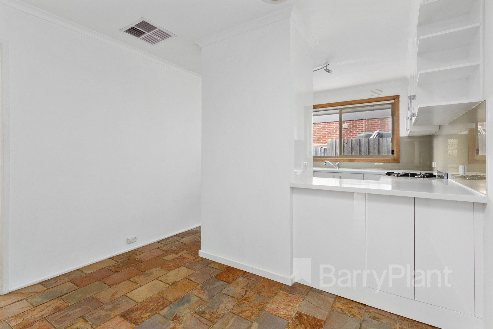 10 Canara Court, Bayswater, VIC 3153, Bayswater - Thumbnail 2