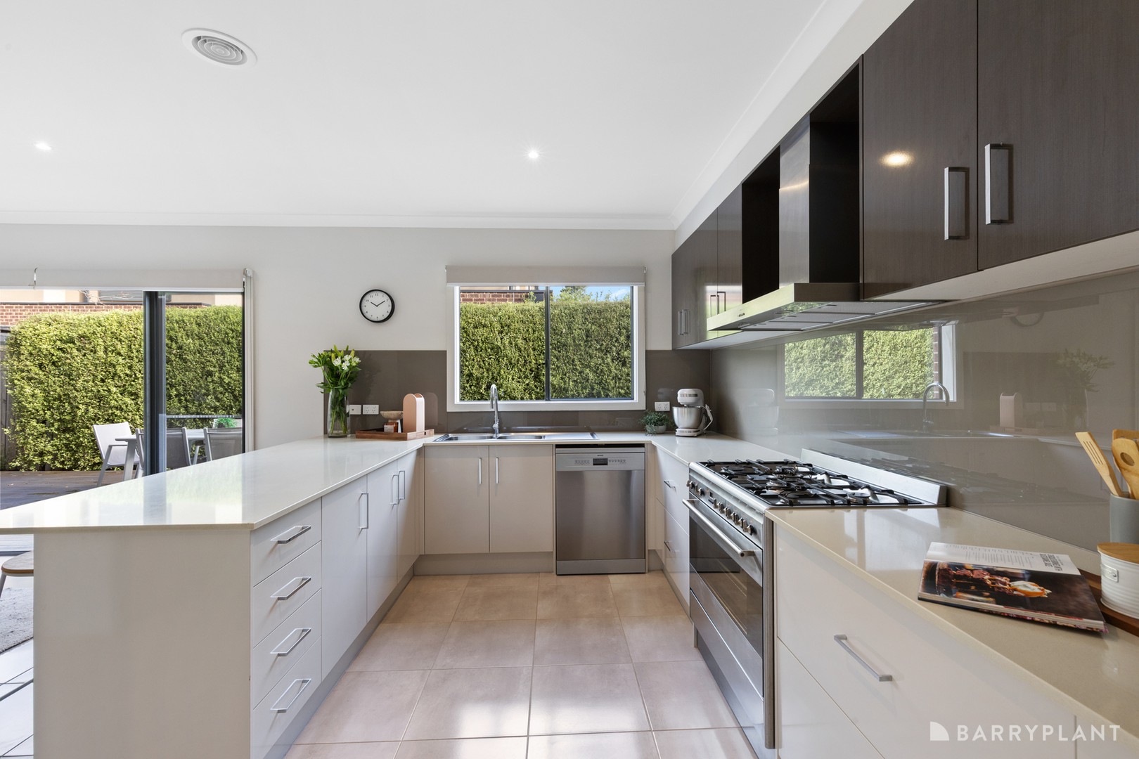 10 Carlyle Street, Croydon, VIC 3136, Croydon - Thumbnail 3