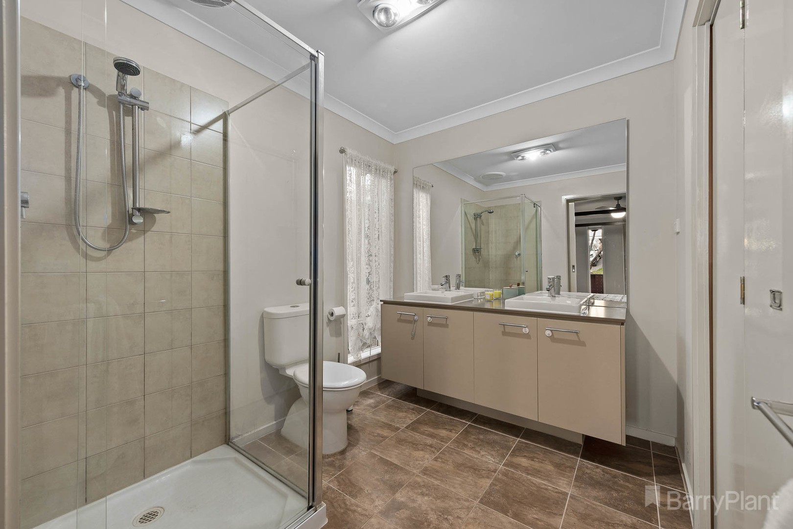 10 Caspian Chase, Pakenham, VIC 3810, Pakenham - Thumbnail 3