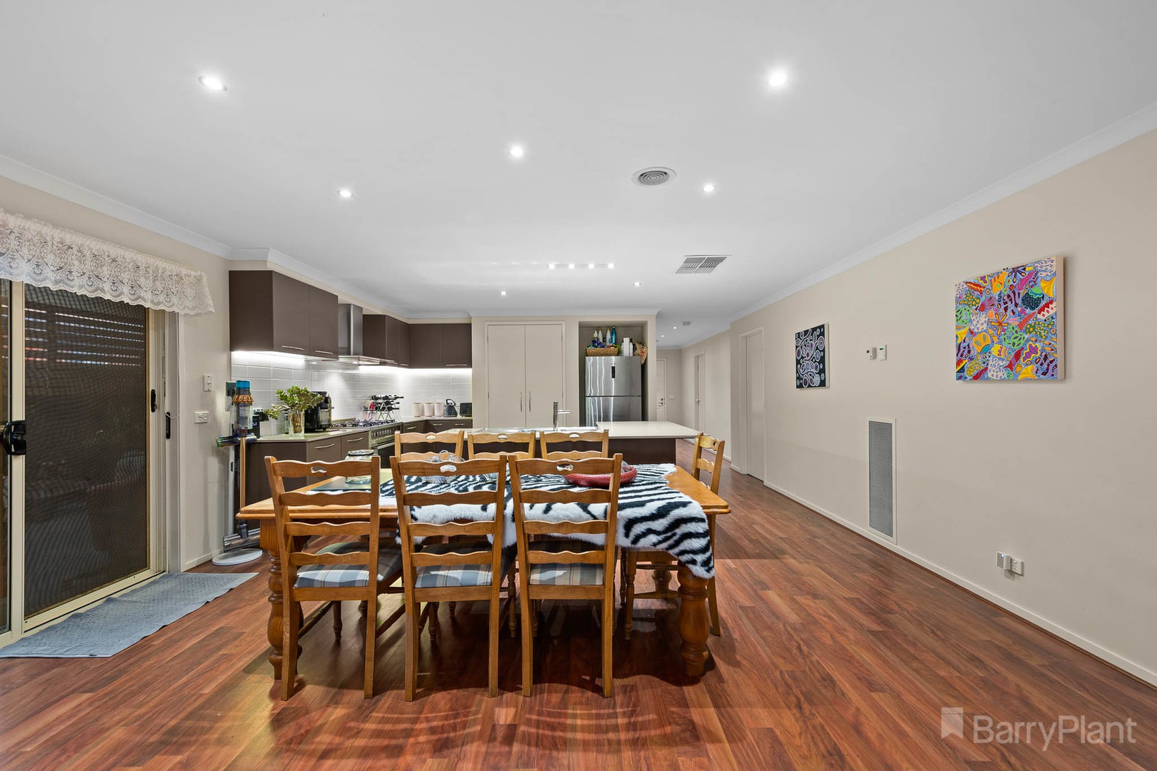 10 Caspian Chase, Pakenham, VIC 3810, Pakenham - Thumbnail 5