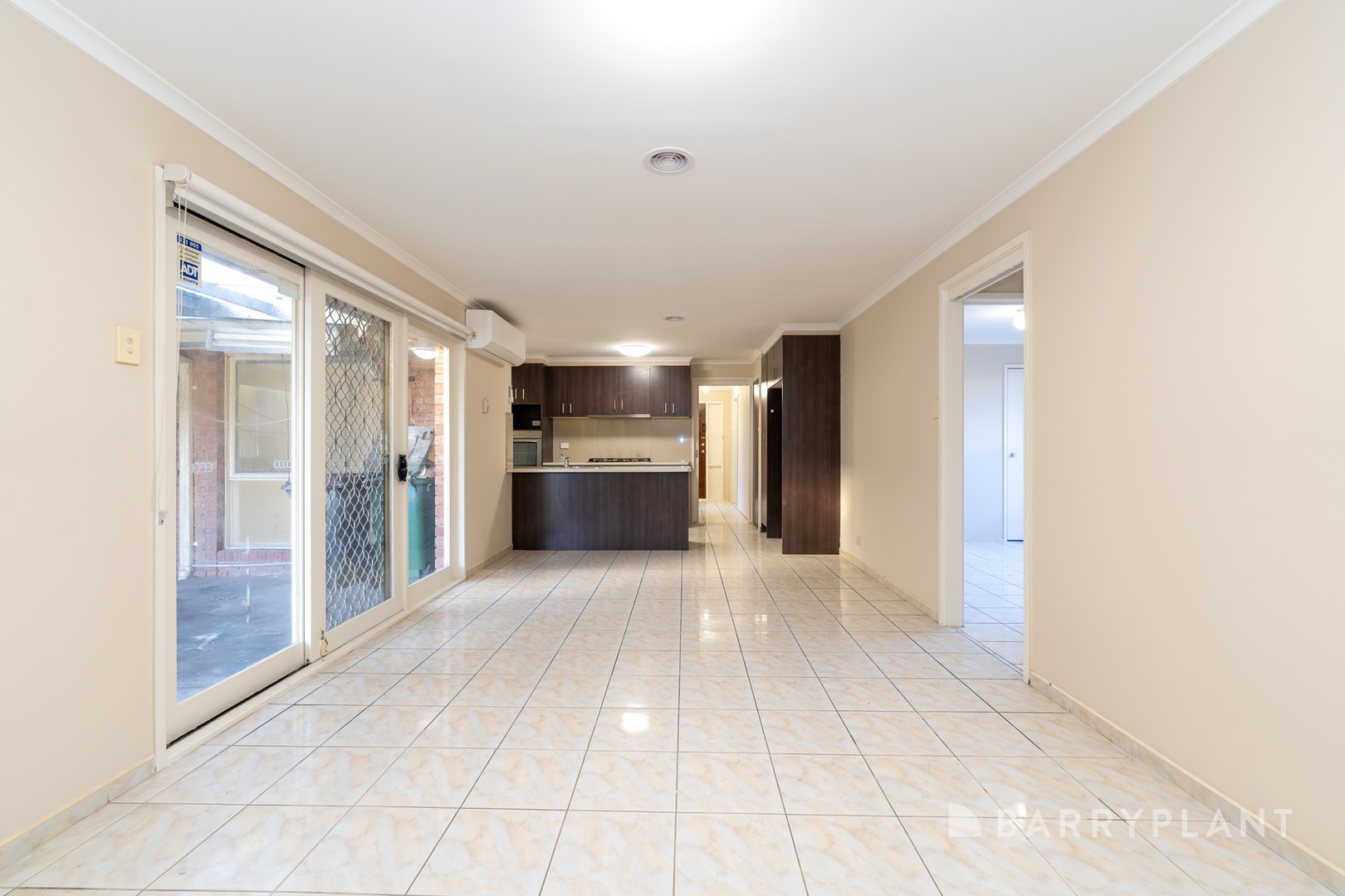 10 Cassinia Crescent, Meadow Heights, VIC 3048, Meadow Heights - Thumbnail 5