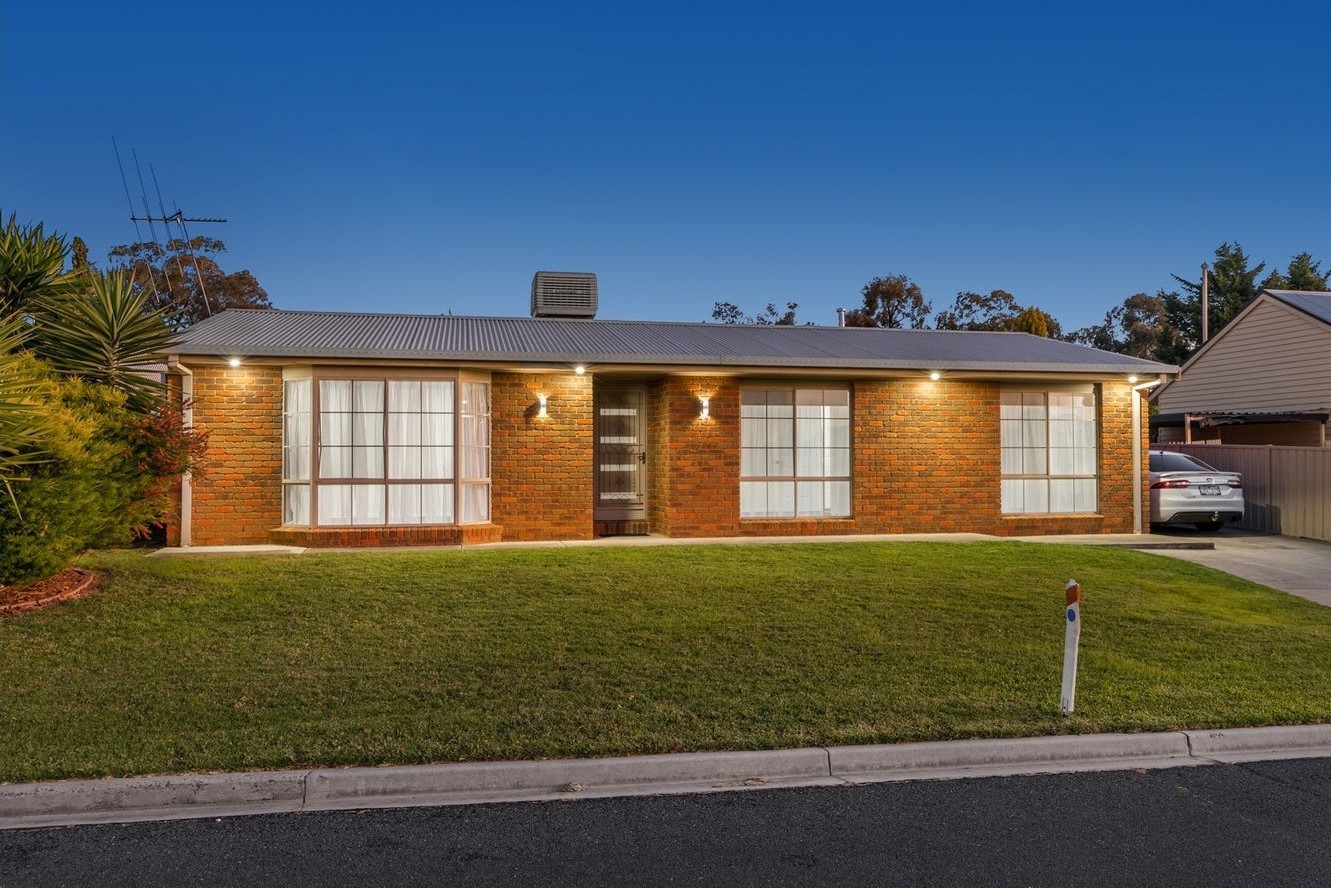 10 Castle StreetNorth Bendigo, VIC 3550  - Leased, North Bendigo - Thumbnail 2