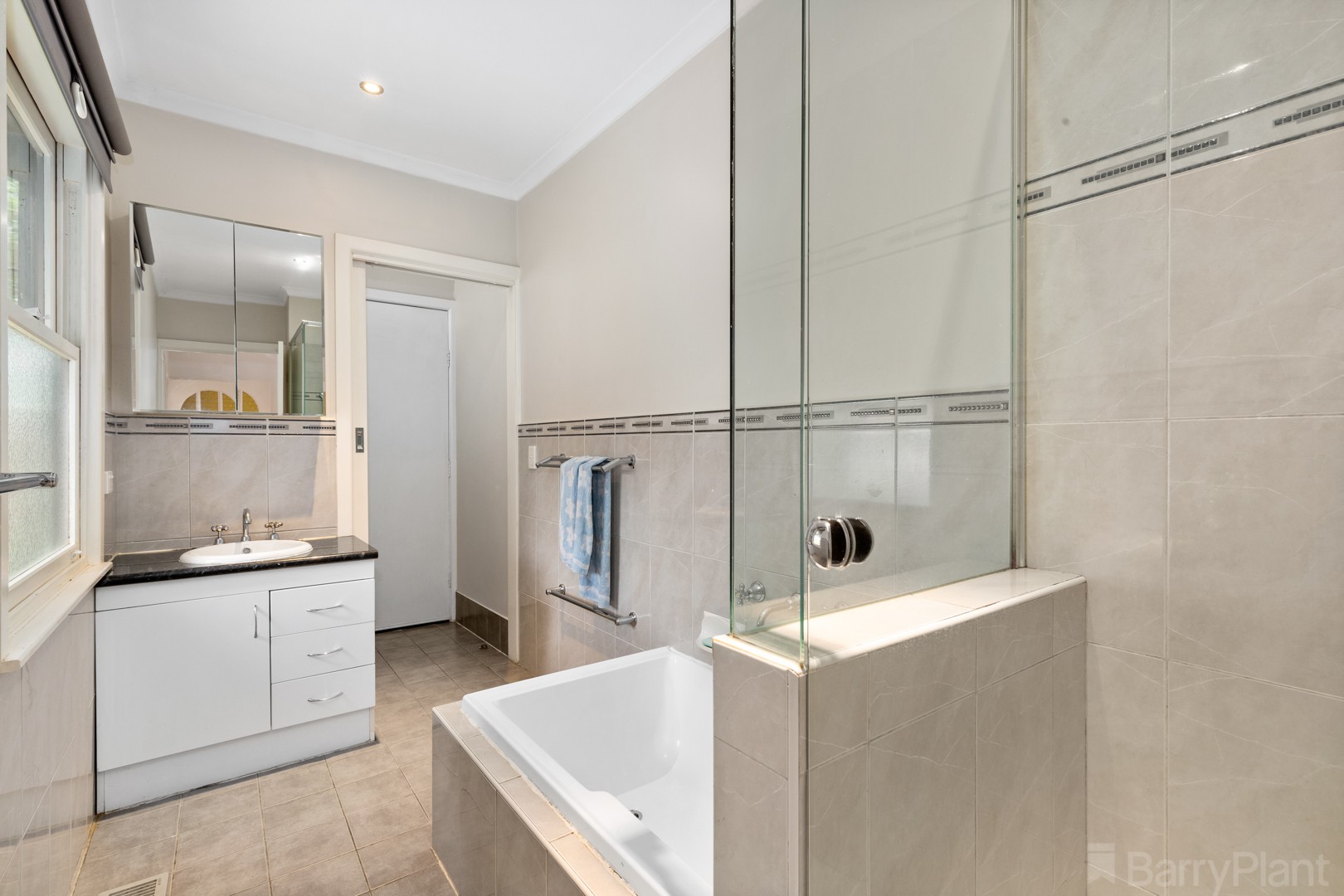 10 Catherine Street, Ringwood, VIC 3134, Ringwood - Thumbnail 4