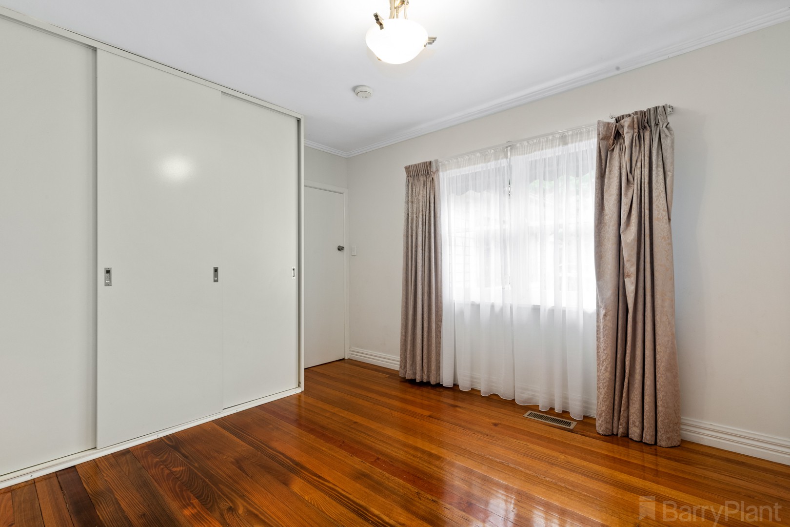 10 Catherine Street, Ringwood, VIC 3134, Ringwood - Thumbnail 7