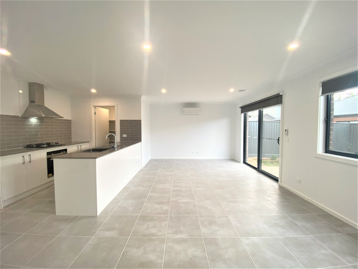 10 Celesta Road, Lara, VIC 3212, Lara - Thumbnail 2