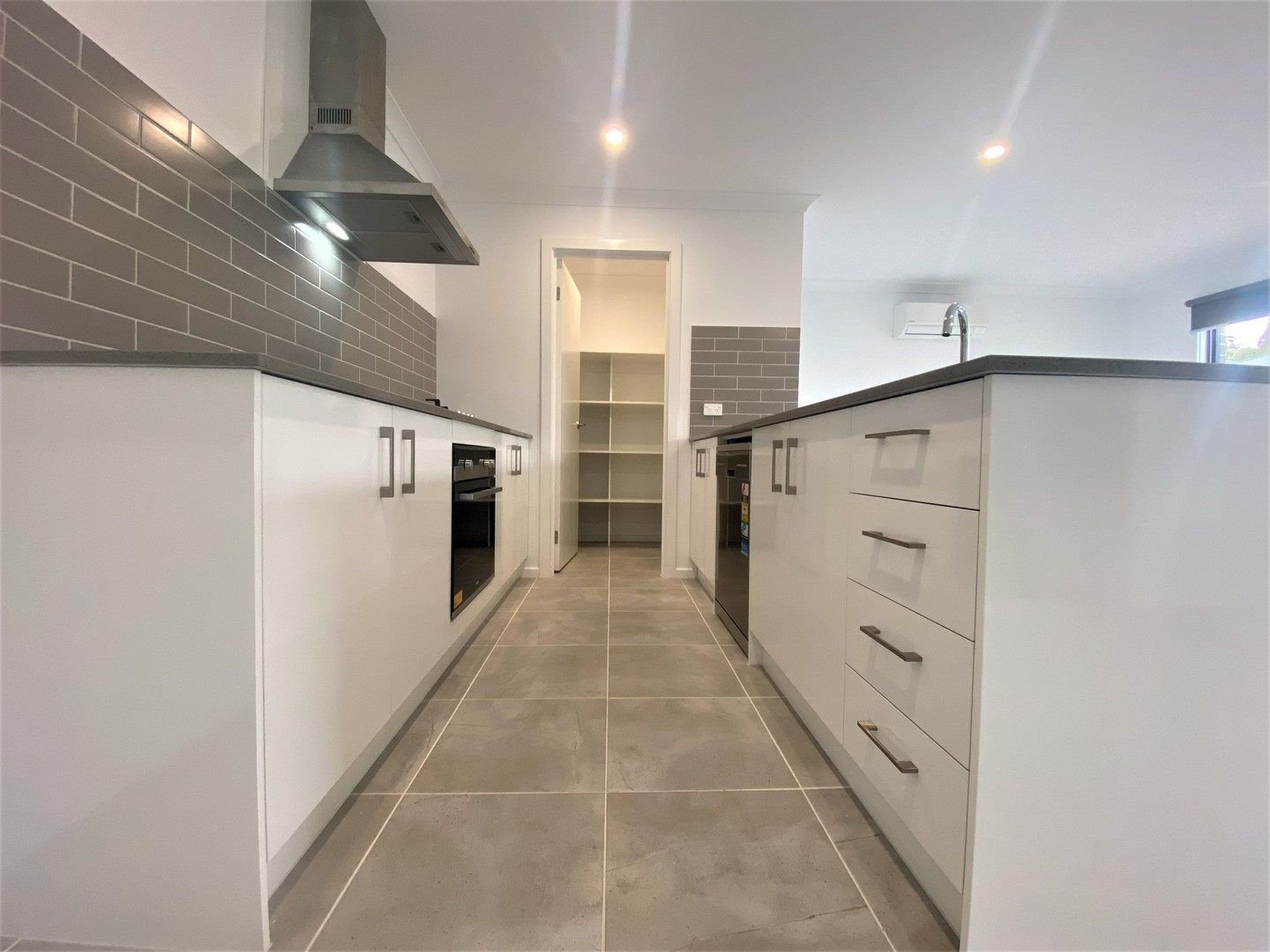 10 Celesta Road, Lara, VIC 3212, Lara - Thumbnail 4