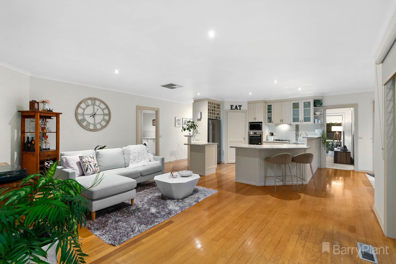 10 Charing Cross Place, Narre Warren, VIC 3805, Narre Warren - Thumbnail 6