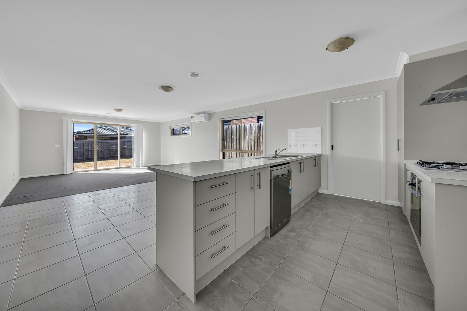 10 Clarice Crescent, Brookfield, VIC 3338 - Thumbnail 2 - 06/05/2026