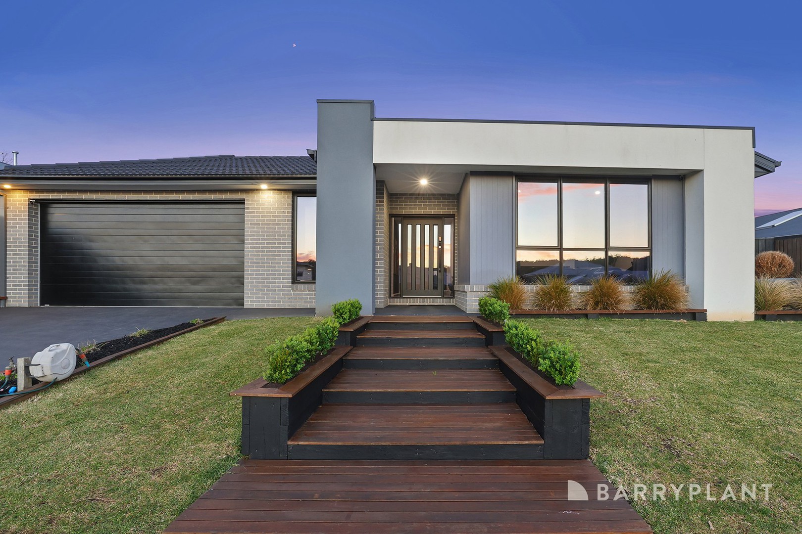 10 Coolabah Place, Moe, VIC 3825 - Thumbnail 2 - 09/10/2026