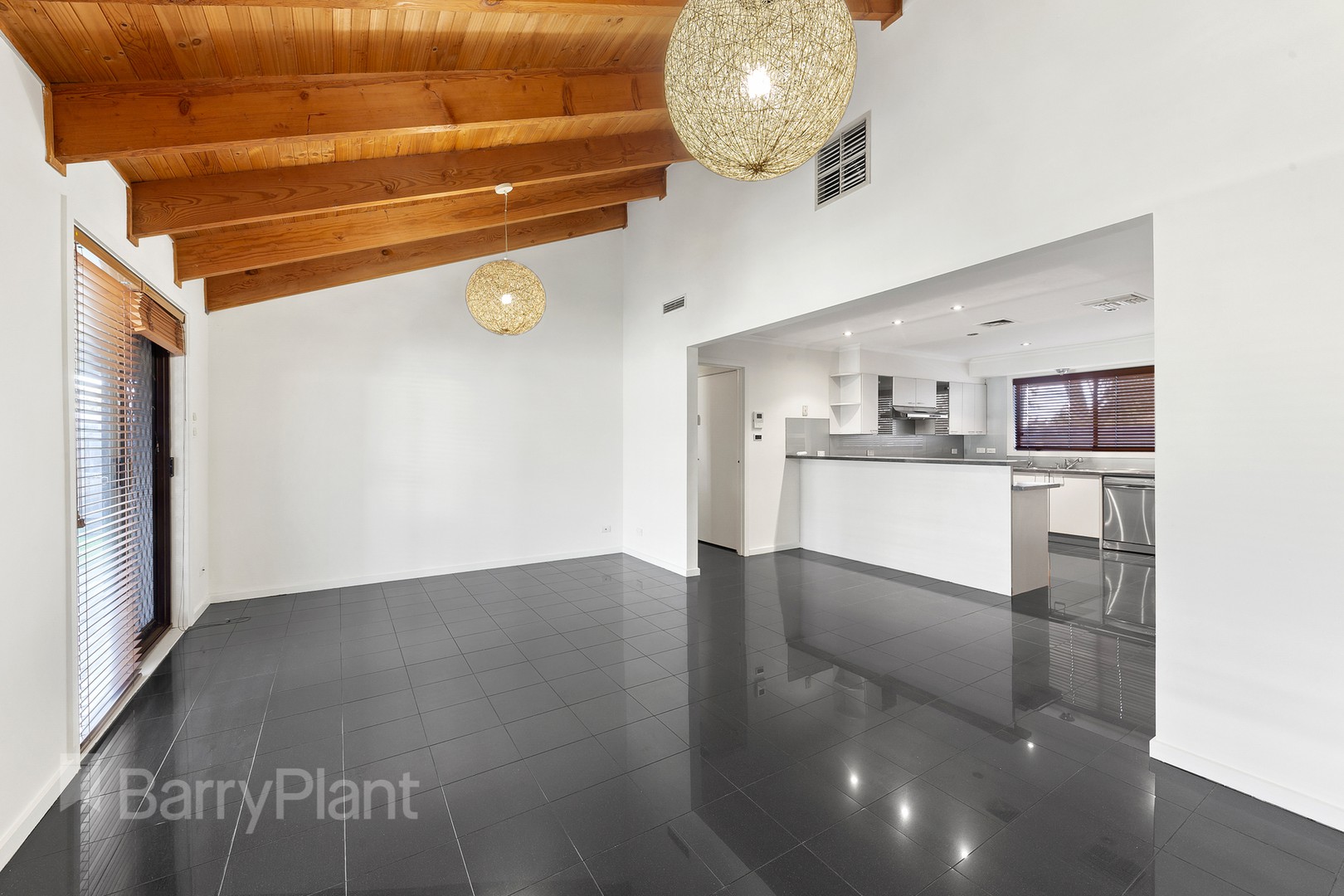 10 Coorong Court, Taylors Lakes, VIC 3038 - Thumbnail 1 - 31/07/2019