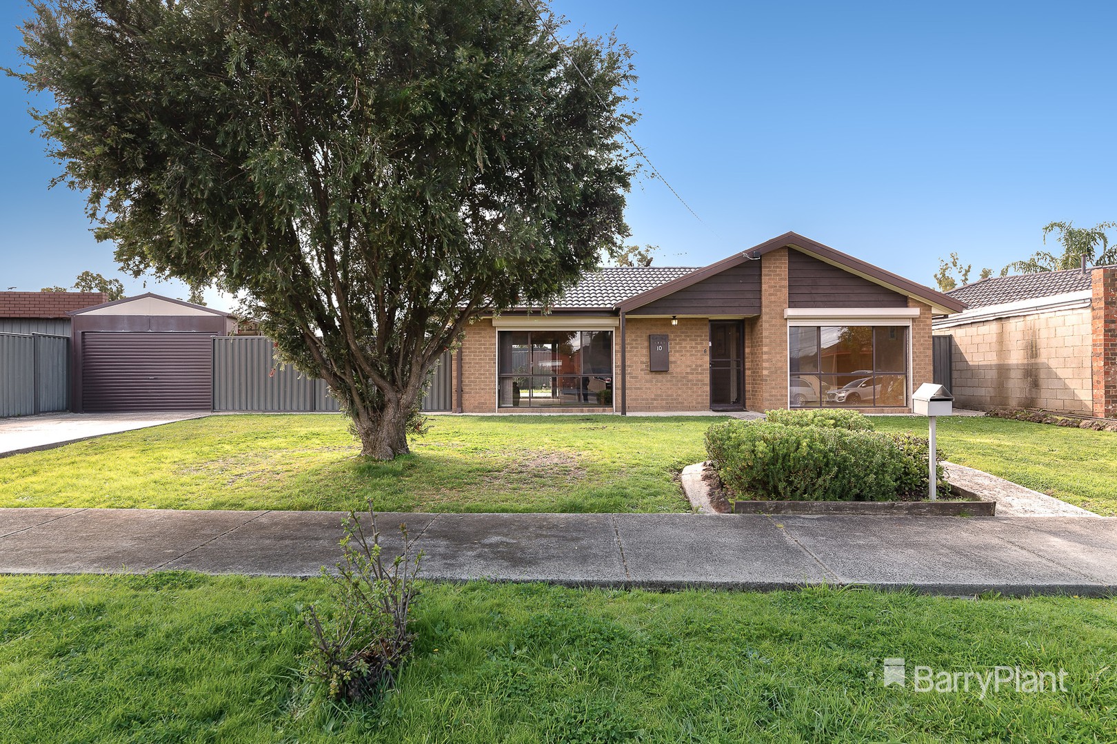 10 Corine Court, Epping, VIC 3076, Epping - Thumbnail 2