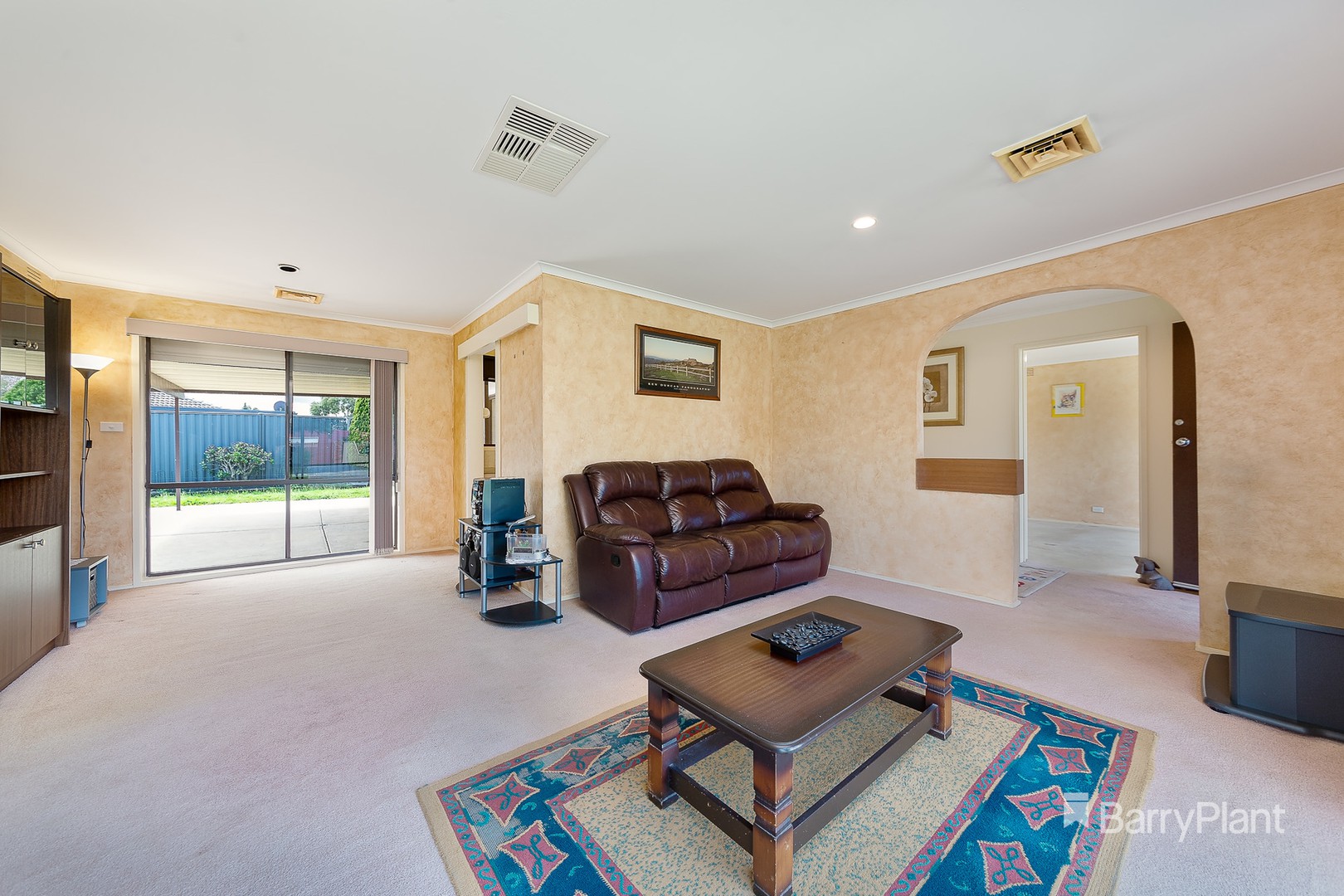 10 Corine Court, Epping, VIC 3076, Epping - Thumbnail 4