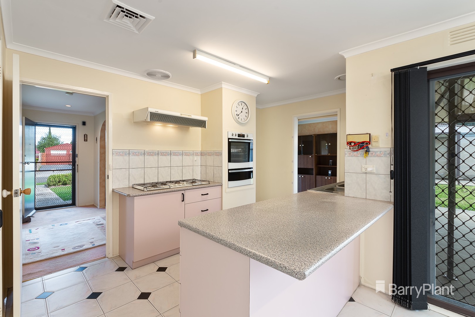 10 Corine Court, Epping, VIC 3076, Epping - Thumbnail 5