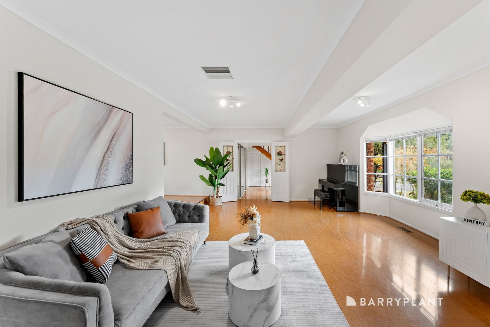 10 Cornelius Drive, Wantirna South, VIC 3152 - Thumbnail 2 - 18/03/2026