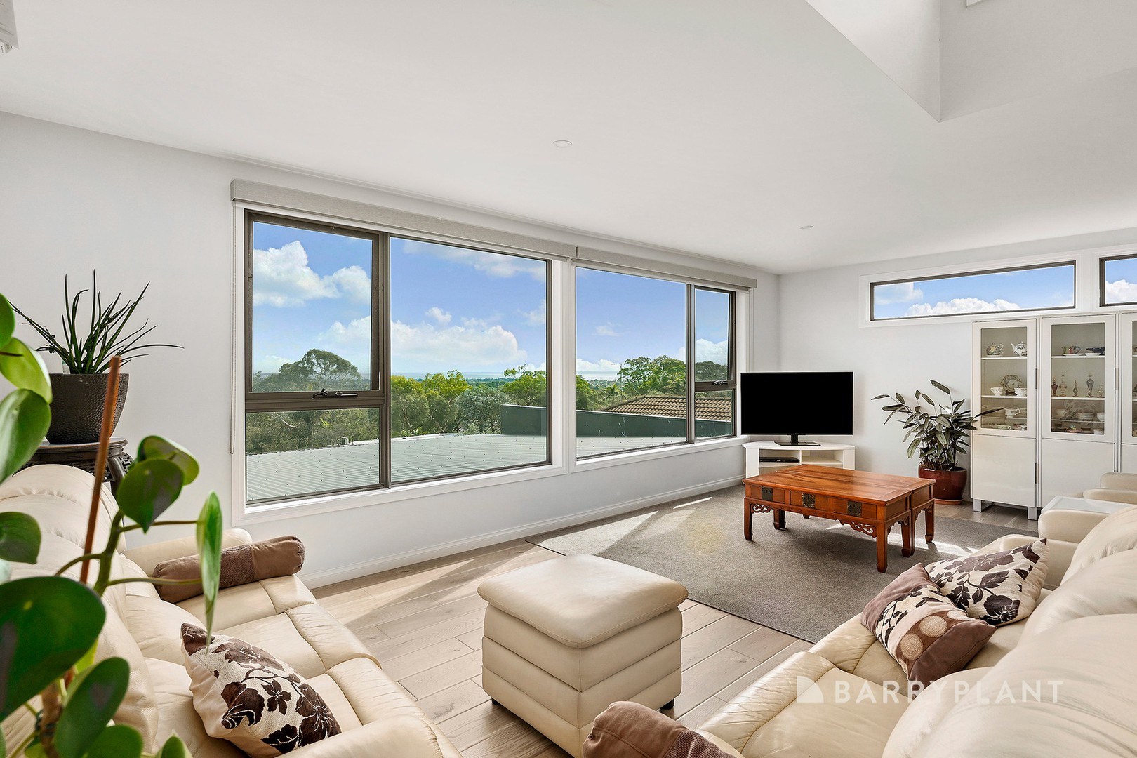10 Crest Drive, Rosebud, VIC 3939, Rosebud - Thumbnail 3
